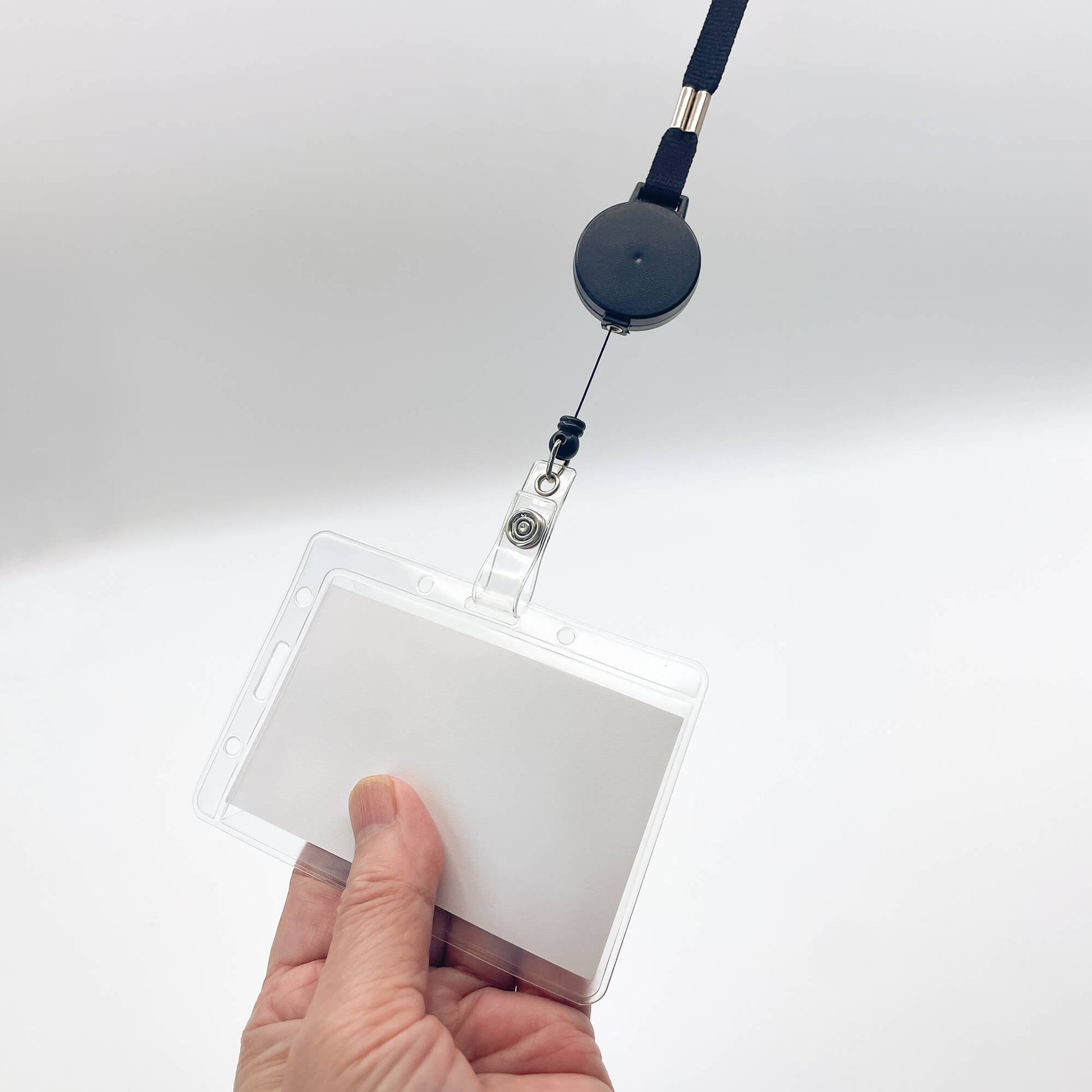 名札ホルダー伸縮リール＆ストラップ